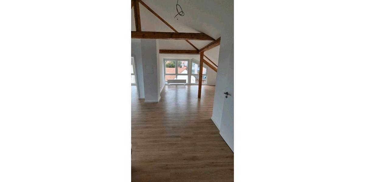 Dachgeschoßwohnung Pforzheim Nordstadt - 2 Zimmer, 55 m&sup2;, 660&euro; | Angebot:26150464