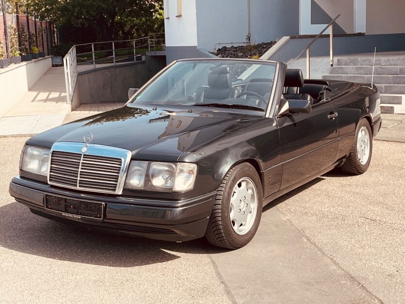 Mercedes-Benz CE 300 204.000 km 19.900 € Korntal-Münchingen 70825