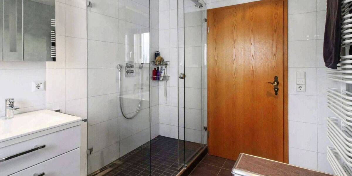 Doppelhaushälfte Karlsbad Langensteinbach - 5 Zimmer, 155 m&sup2;, 529.000&euro; | Angebot:26429092