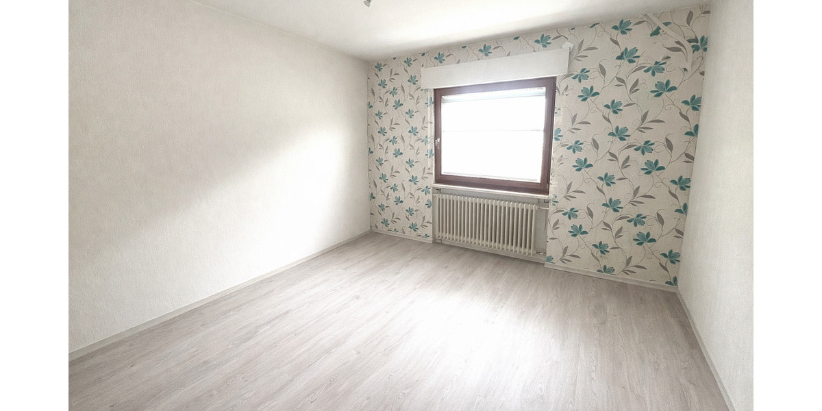 Etagenwohnung Remchingen Singen - 3 Zimmer, 93 m&sup2;, 325.000&euro; | Angebot:25699881