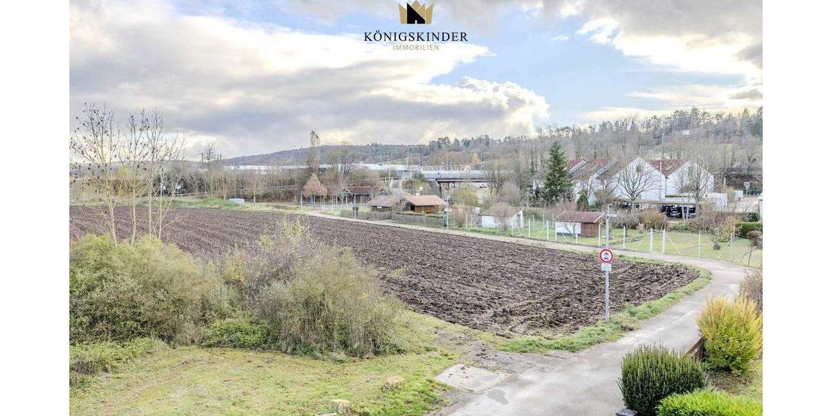 Reihenendhaus Renningen Malmsheim - 7 Zimmer, 133 m&sup2;, 749.000&euro; | Angebot:25669988