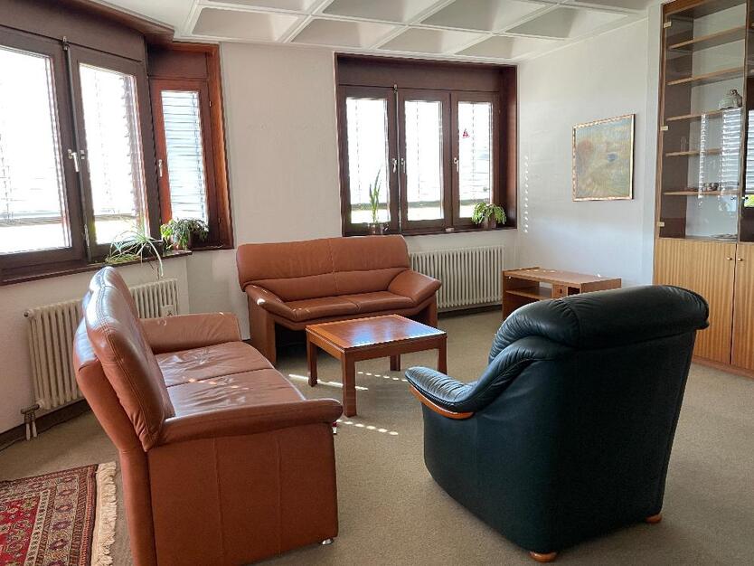 ### Geschmackvolles großzügiges Wohnen am Kronenplatz ### 4.5 zimmer