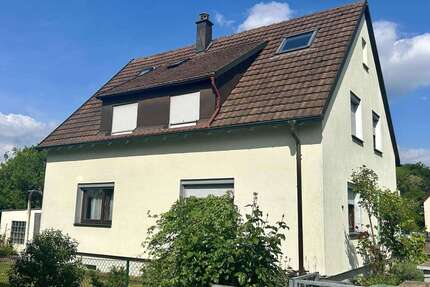 Haus zum Kaufen in Stuttgart 690.000 € 123 m²