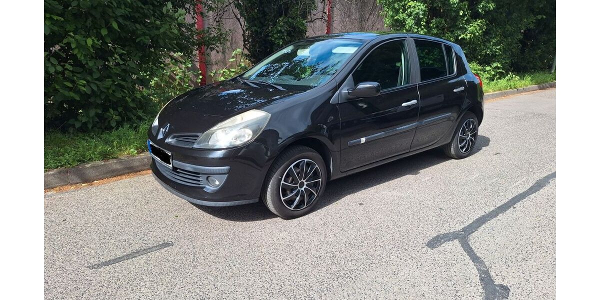 Renault Clio 185.400 km 2.100 &euro; Karlsruhe 76199