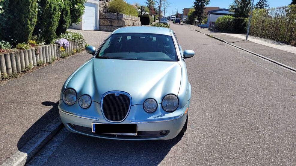 Jaguar S-Type 201.000 km 1.050 € Vaihingen an der Enz 71655