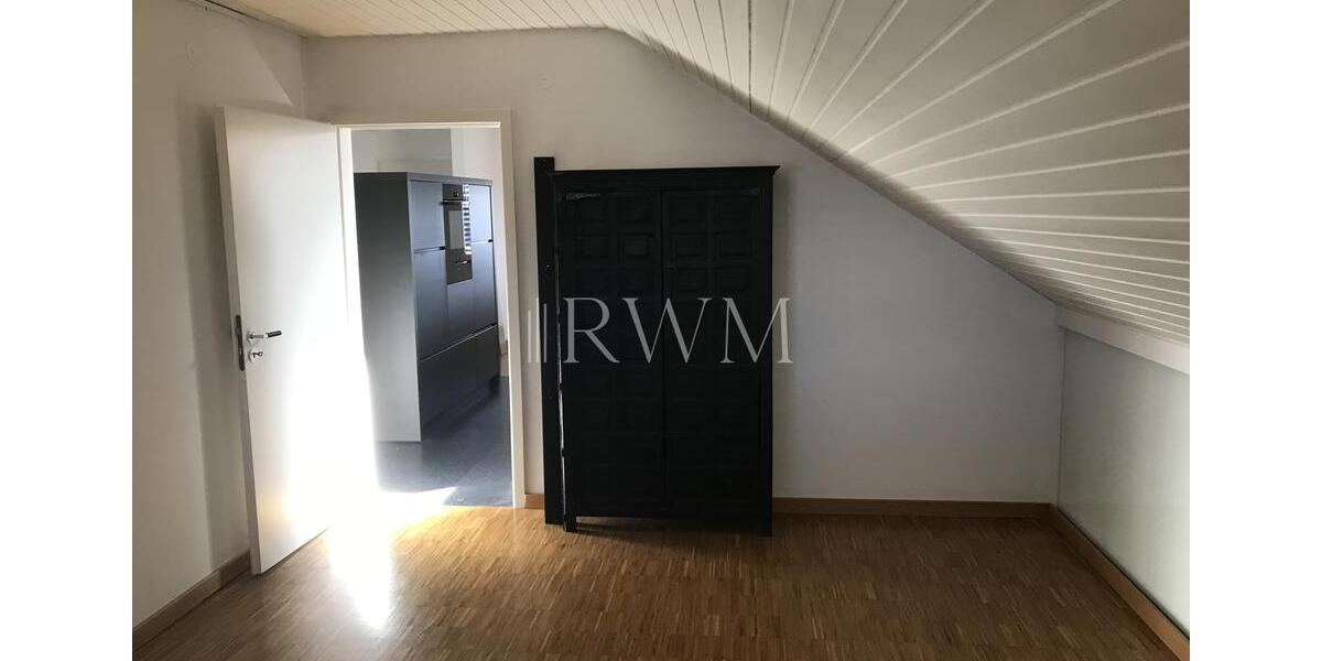 Dachgeschoßwohnung Pforzheim Büchenbronn - 3 Zimmer, 63 m&sup2;, 700&euro; | Angebot:25570110