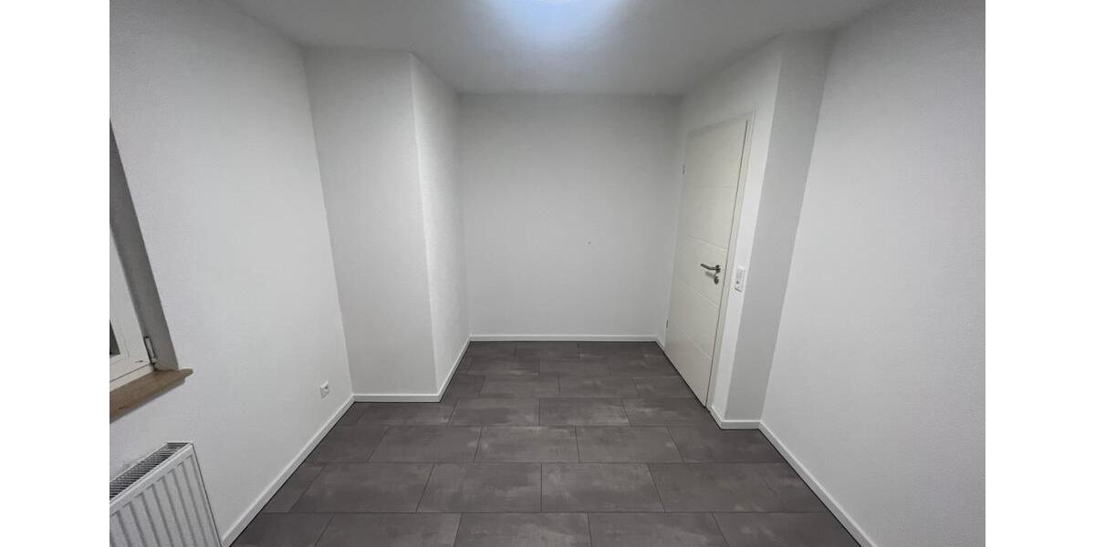 Verkauf einer neu sanierten 4-Zimmer-Wohnung inkl. Dachterrasse 4 zimmer