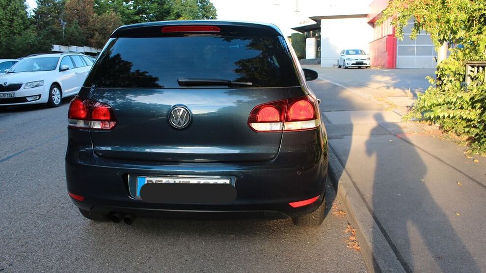VW Golf 84.761 km 6.800 € Wimsheim 71299