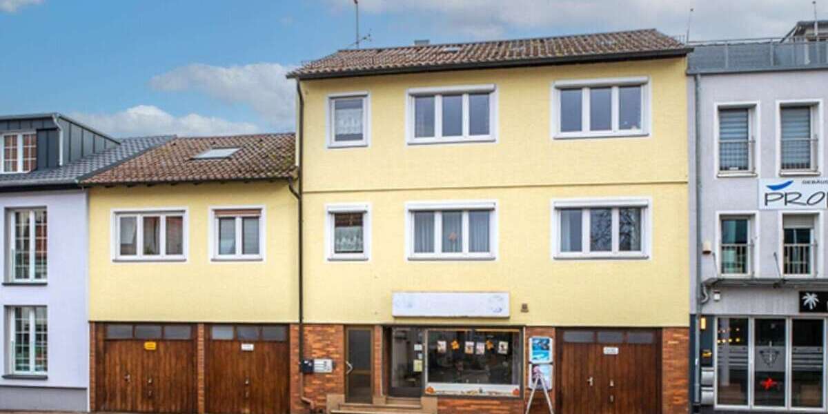 Haus zum Kaufen in Sindelfingen 830.000 € 315 m² 11 zimmer