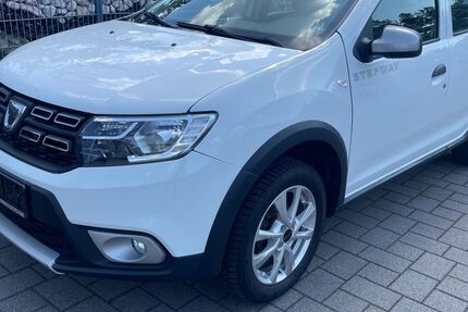 Dacia Sandero 125.000 km 6.500 &euro; Engelsbrand 75331