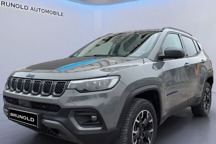 Jeep Compass 38.717 km 24.900 € Stuttgart 70565