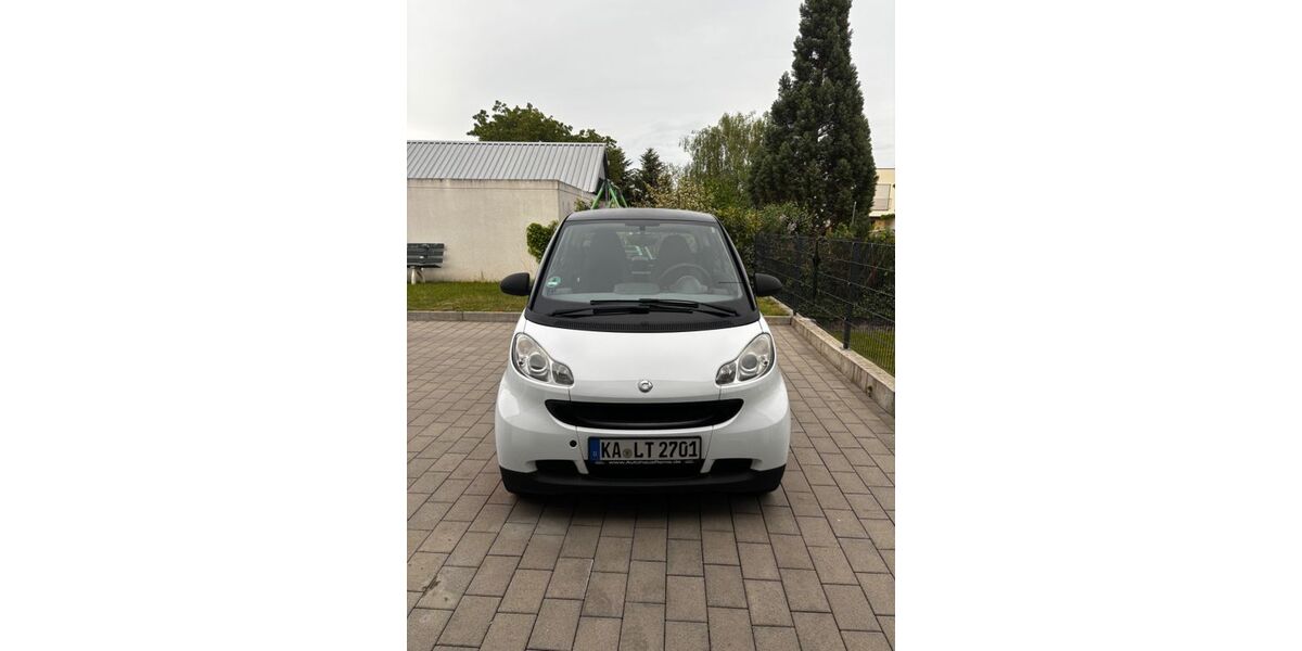 Smart ForTwo 143.807 km 3.200 &euro; Bruchsal 76646