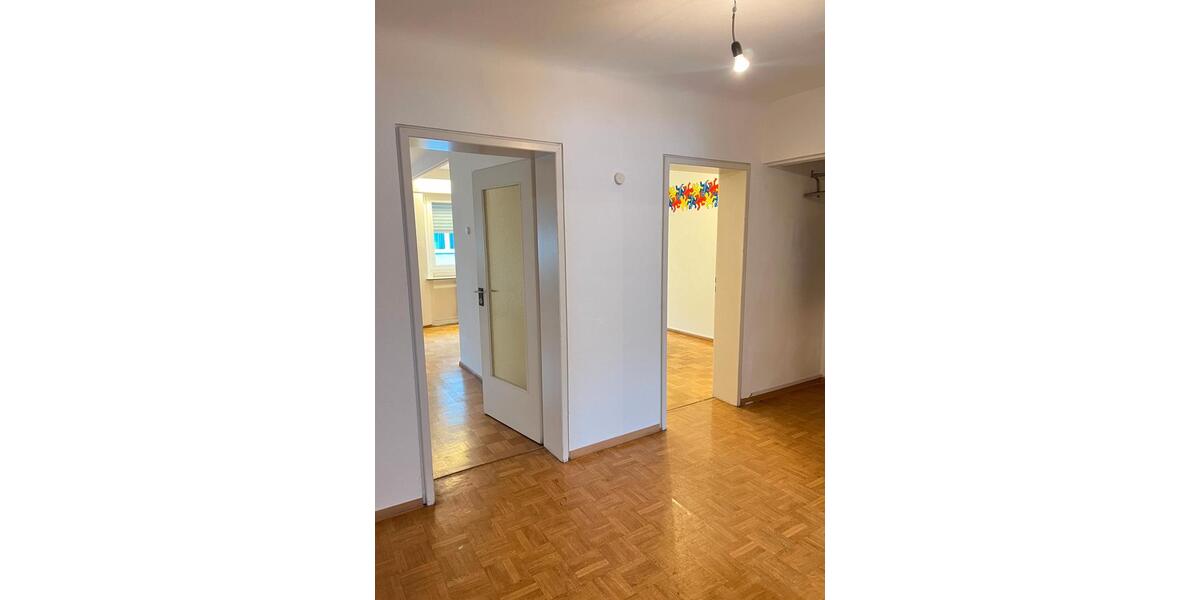 Etagenwohnung Karlsruhe Südstadt - 3 Zimmer, 81 m&sup2;, 780&euro; | Angebot:26464134