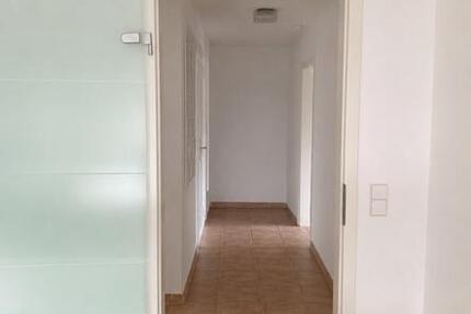 Wohnung Mühlacker - 3 Zimmer, 80 m&sup2;, 950&euro; | Angebot:27608152