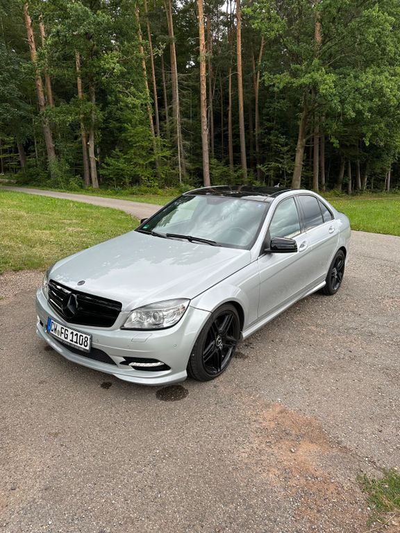 Mercedes-Benz C 300 154.138 km 12.500 € Bad Teinach Zavelstein 75385