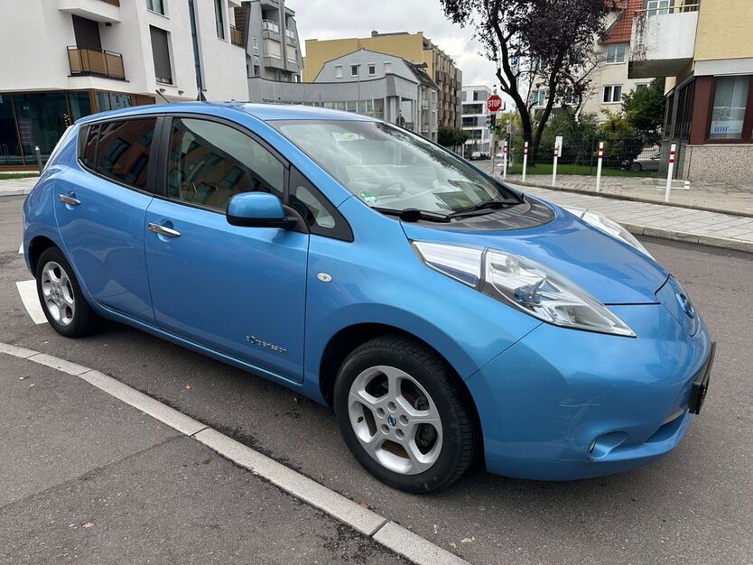 Nissan Leaf 66.000 km 5.999 € Ditzingen 71254
