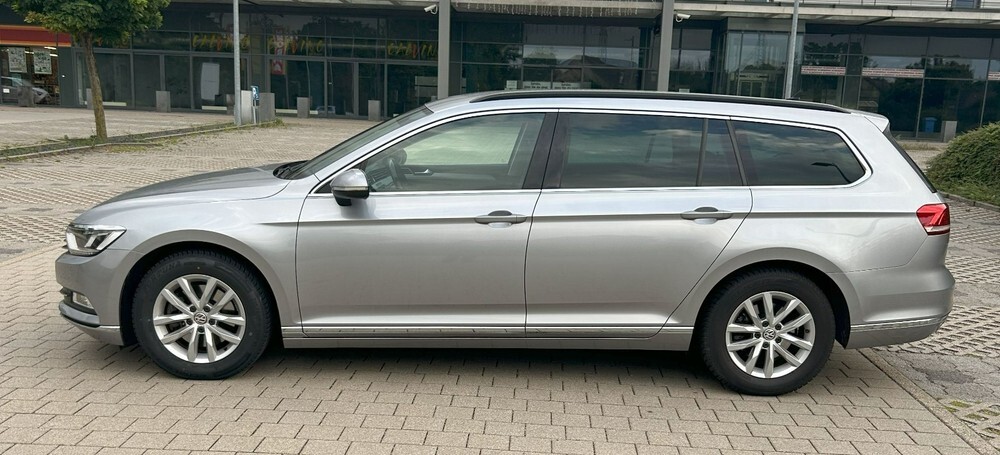 VW Passat Variant 97.600 km 19.800 € Pforzheim 75175