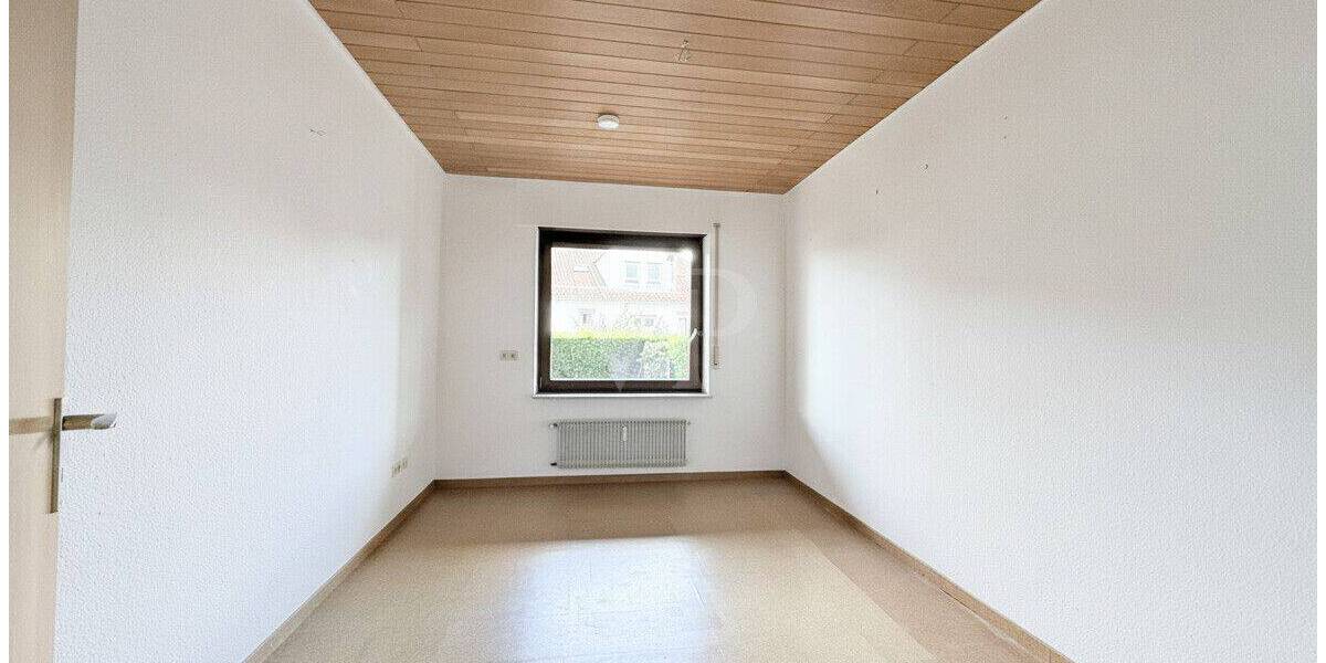 Etagenwohnung Mühlacker / Lomersheim Lomersheim - 4 Zimmer, 143 m&sup2;, 1.200&euro; | Angebot:26881713