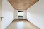 Etagenwohnung Mühlacker / Lomersheim Lomersheim - 4 Zimmer, 143 m&sup2;, 1.200&euro; | Angebot:26881713