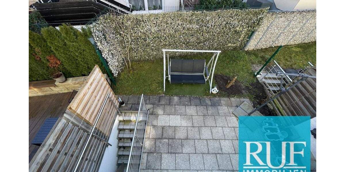 Reihenmittelhaus Pforzheim Eutingen - 4 Zimmer, 110 m&sup2;, 380.000&euro; | Angebot:25693390