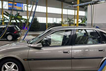 Opel Vectra 101.000 km 3.800 &euro; Gaggenau 76571