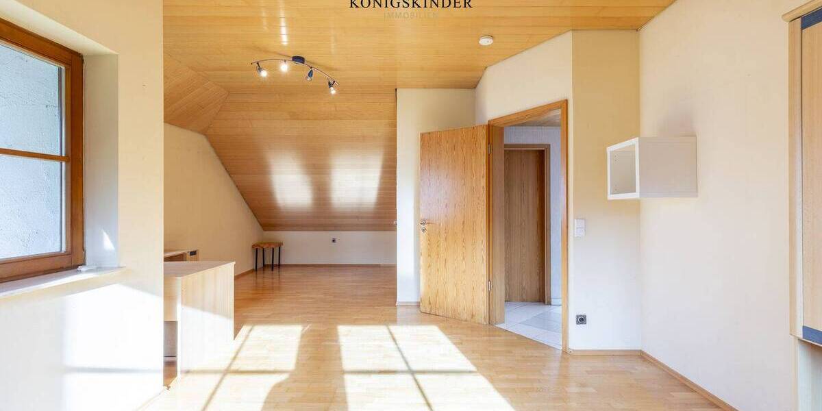 Einfamilienhaus Althengstett / Neuhengstett Neuhengstett - 6 Zimmer, 210 m&sup2;, 849.000&euro; | Angebot:25677276