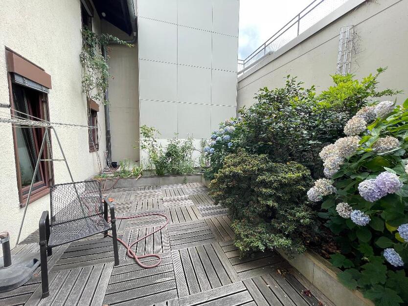 ### Geschmackvolles großzügiges Wohnen am Kronenplatz ### 4.5 zimmer