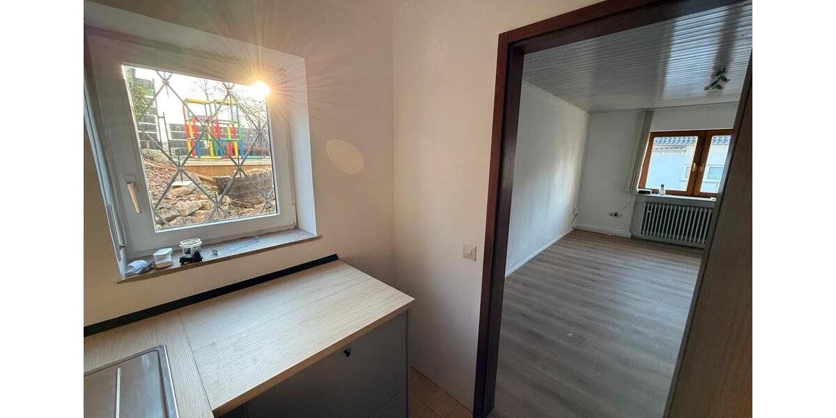 Erdgeschoßwohnung Oberderdingen - 1 Zimmer, 30 m&sup2;, 500&euro; | Angebot:25569292