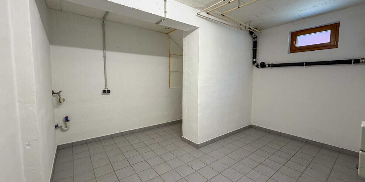 Haus im Haus- 6,5 Zimmer Wohnung in zentraler Lage - Etagenwohnung Höfen an der Enz Höfen (Enz) | Angebot:26888565