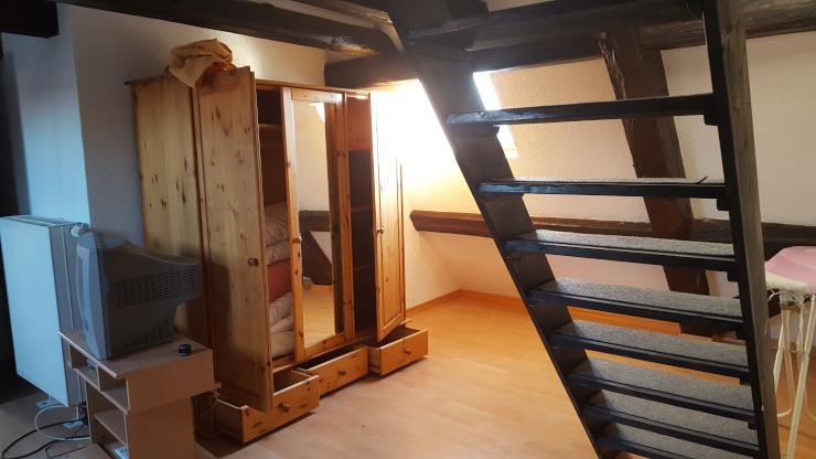 Dachgeschoßwohnung Weil der Stadt - 3 Zimmer, 1.050&euro; | Angebot:26145044