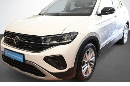 VW T-Cross 25.900 km 25.650 &euro; Karlsruhe 76131