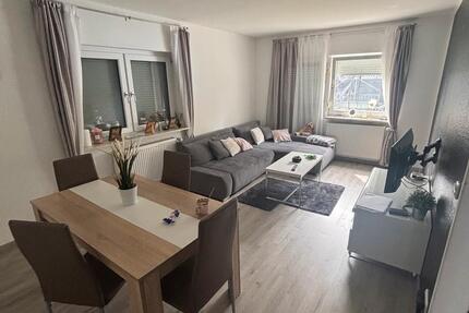 Haus Cleebronn - 7 Zimmer, 110 m&sup2;, 1.500&euro; | Angebot:26443632