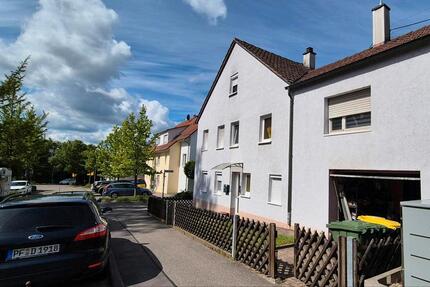 Haus Illingen - 9 Zimmer, 214 m&sup2;, 485.000&euro; | Angebot:26614142