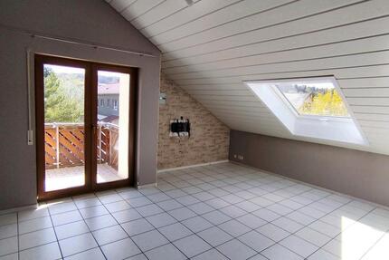 Wohnung Neuenbürg - 2.5 Zimmer, 68 m&sup2;, 790&euro; | Angebot:26348666