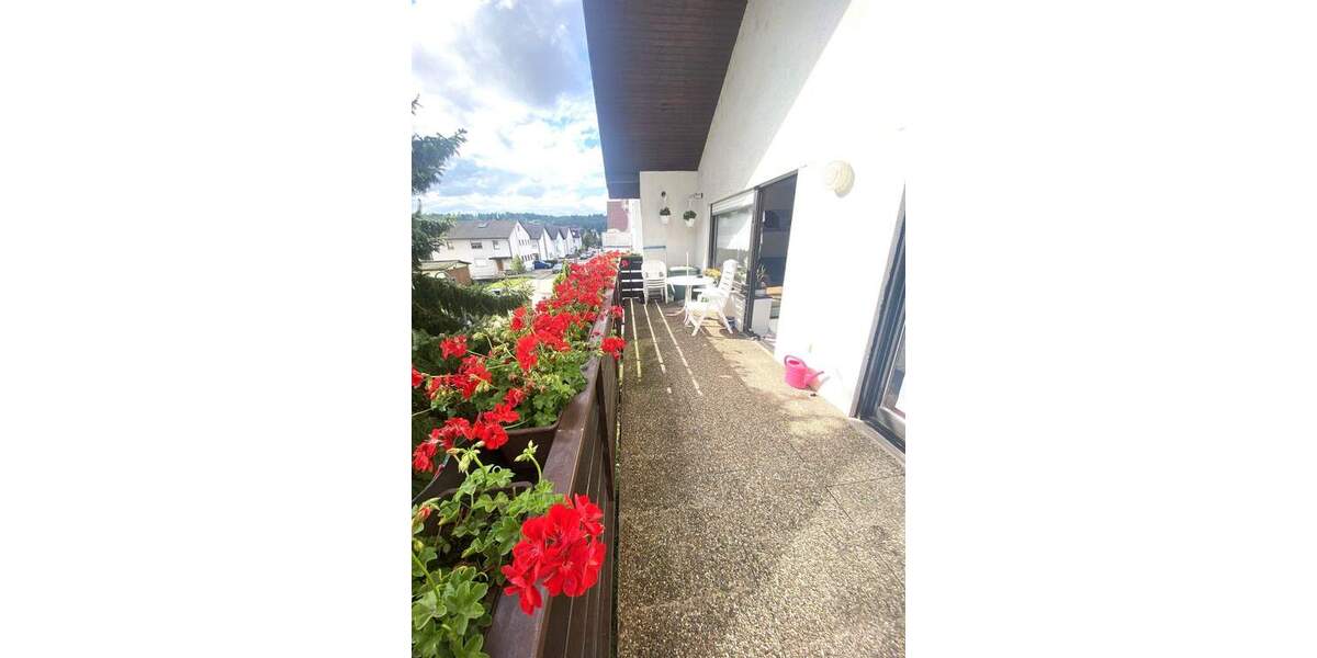 Etagenwohnung Remchingen Singen - 3 Zimmer, 93 m&sup2;, 325.000&euro; | Angebot:25699881