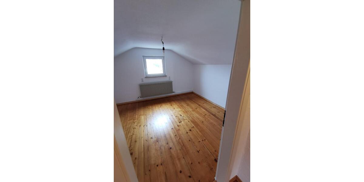 Haus mit großem Garten: 150m² Wohnfläche, Terasse, Garage, Garten 7 zimmer