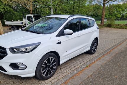 Ford Kuga 108.000 km 15.900 &euro; Bruchsal 76646