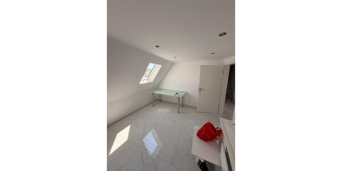 Maisonettenwohnung Simmozheim - 3.5 Zimmer, 95 m&sup2;, 900&euro; | Angebot:26519377