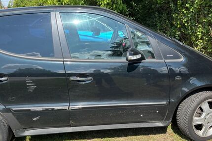 Mercedes-Benz A 190 181.453 km 900 € Stuttgart 70569