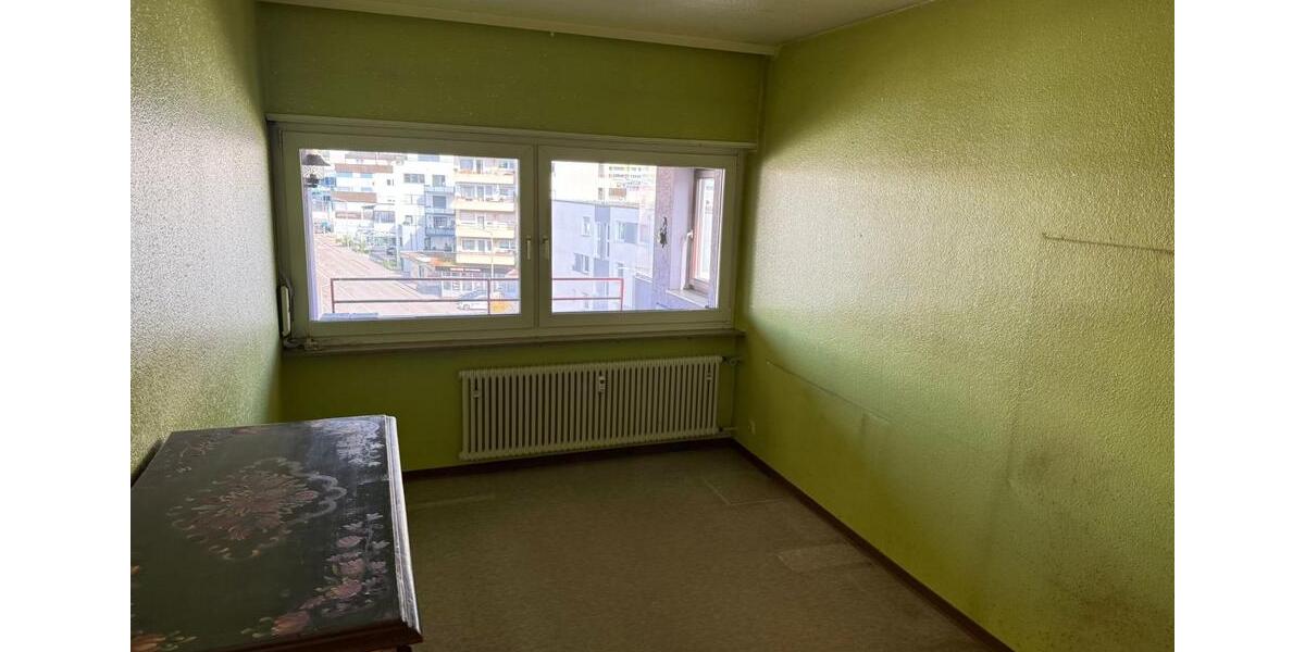 Etagenwohnung Leonberg - 4.5 Zimmer, 108 m&sup2;, 1.700&euro; | Angebot:26582415
