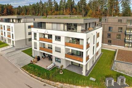 Zu vermieten ab 01.04.2026 Hochwertige 4-Zimmer-Wohnung mit 117,64 m² in sehr ruhiger Lage von Calw Wimberg 4 zimmer