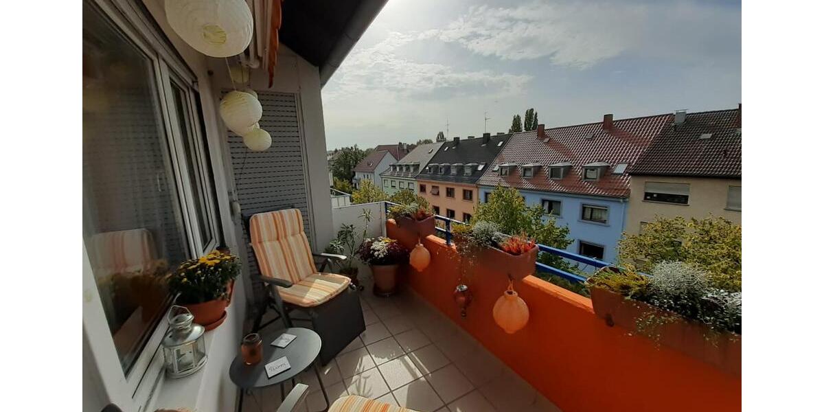 Helle 3-ZKB mit Tageslichtbad in der KA-Oststadt zu verkaufen 3 zimmer