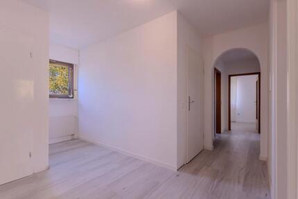 Wohnung Pforzheim Nordstadt - 4 Zimmer, 99 m&sup2;, 1.300&euro; | Angebot:26223606