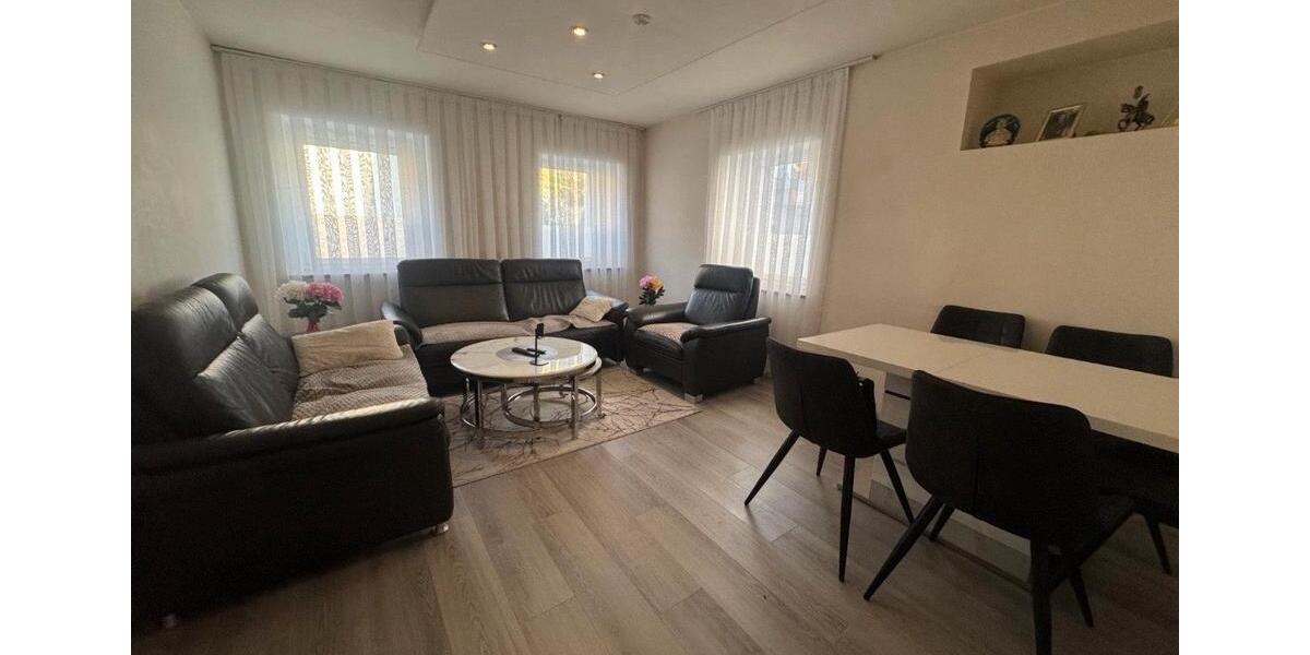 Mehrfamilienhaus, Wohnhaus Markgröningen - 13 Zimmer, 250 m&sup2;, 535.000&euro; | Angebot:26623670