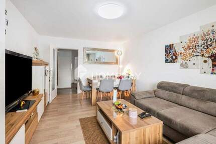 Helle Erdgeschosswohnung mit Loggia in ruhiger Lage von Calw 3 zimmer