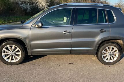VW Tiguan 152.000 km 8.500 &euro; Karlsruhe 76344