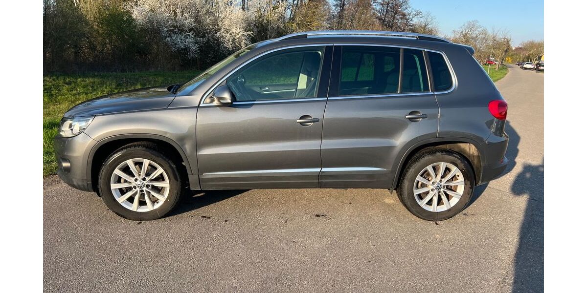 VW Tiguan 152.000 km 8.500 &euro; Karlsruhe 76344