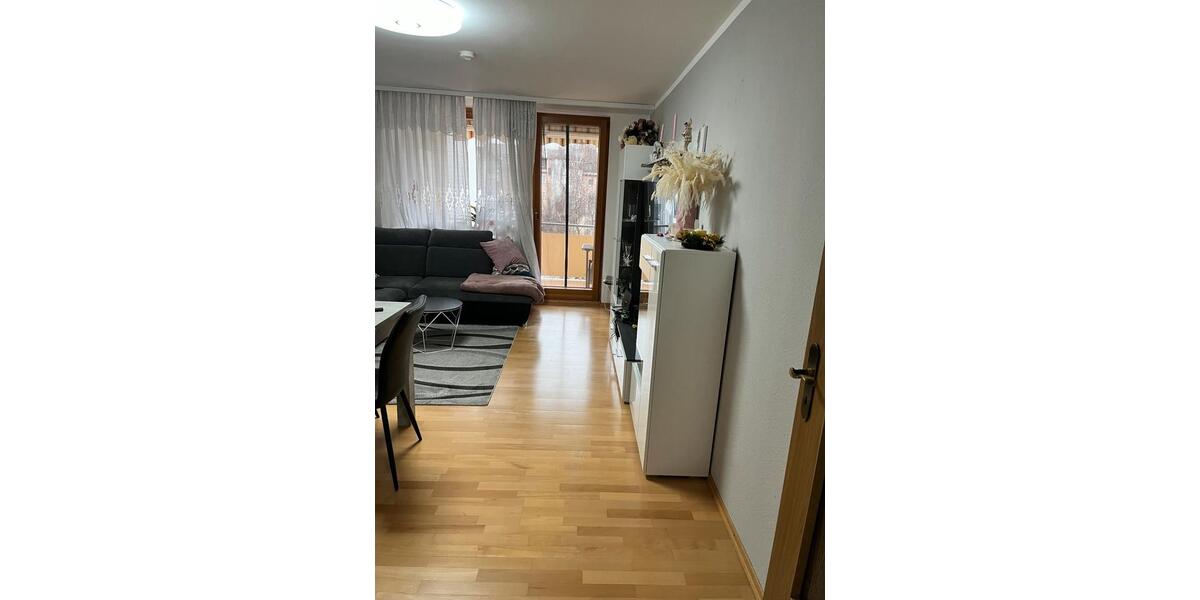 Etagenwohnung Pforzheim Weststadt - 3 Zimmer, 70 m&sup2;, 230.000&euro; | Angebot:25446663