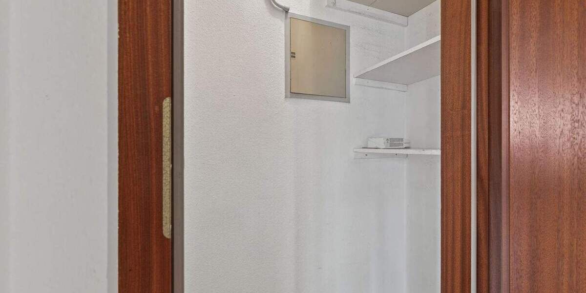 Urban wohnen, ruhig leben - helle 2-Zimmer-Wohnung mit Tiefgaragenstellplatz in der Karlsruher Oststadt 2 zimmer