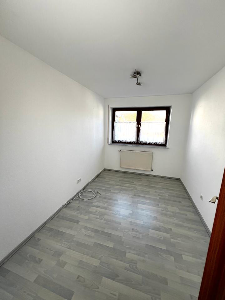 Attraktive und gepflegte 3-Zimmer-Erdgeschoßwohnung mit EBK in K